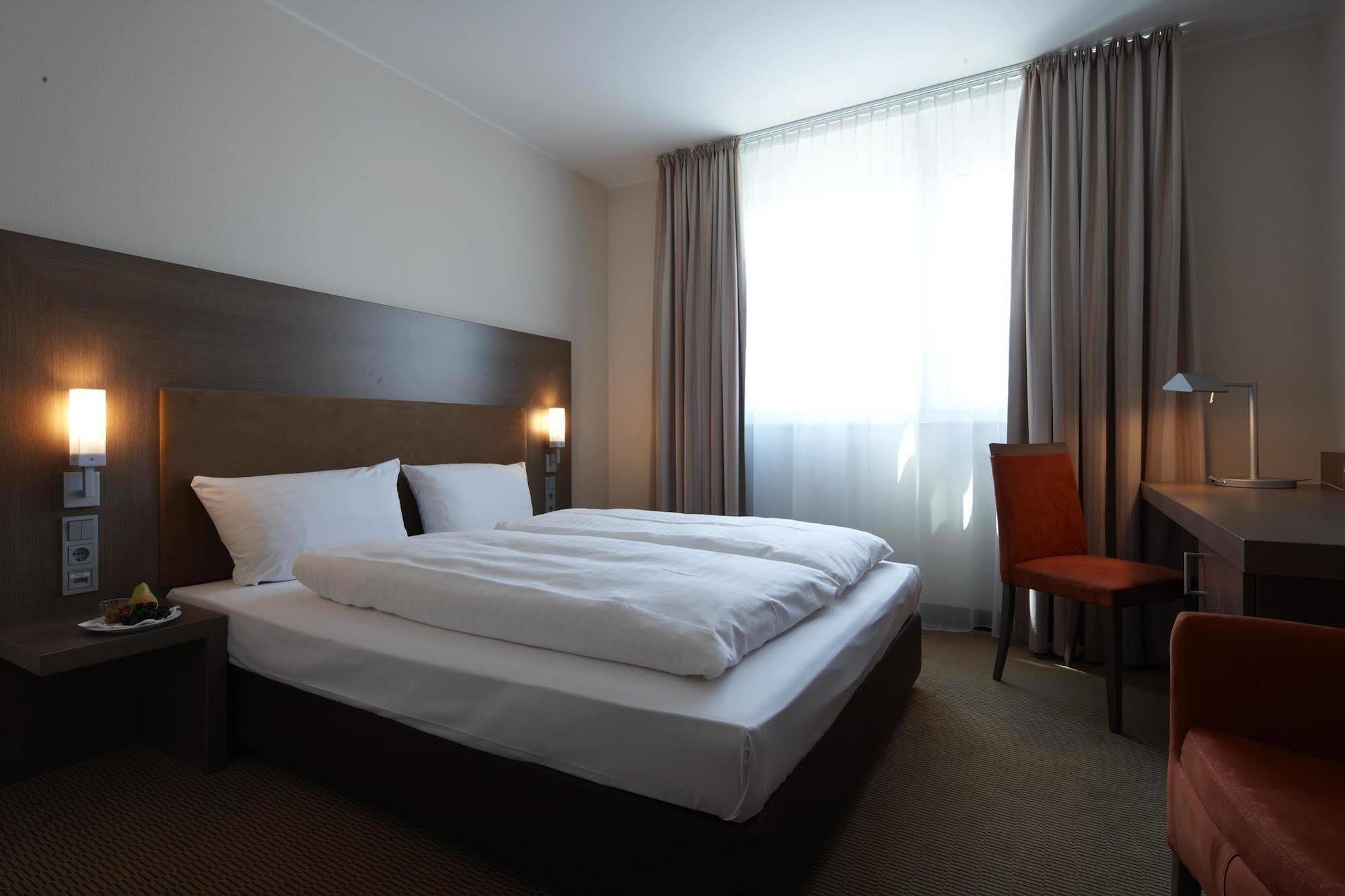 Intercityhotel Essen Exterior foto